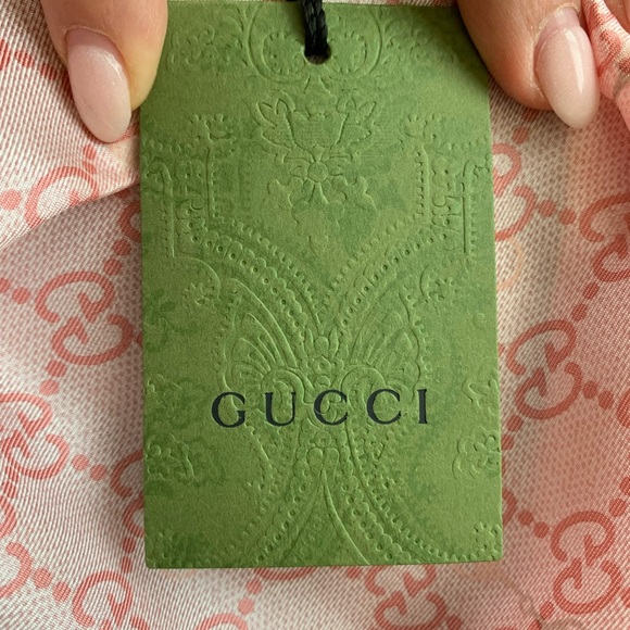 Gucci GG print scarf in pink. Brand new!! - Picture 7 of 7
